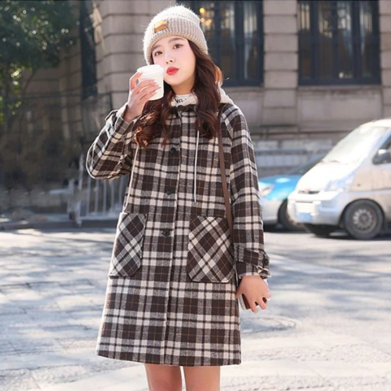 2023 Winter New Women Fashion Green Plaid Hooded Woolen Coat Female Mid-Length Loose Cotton Padded Casual Thickened Outwear