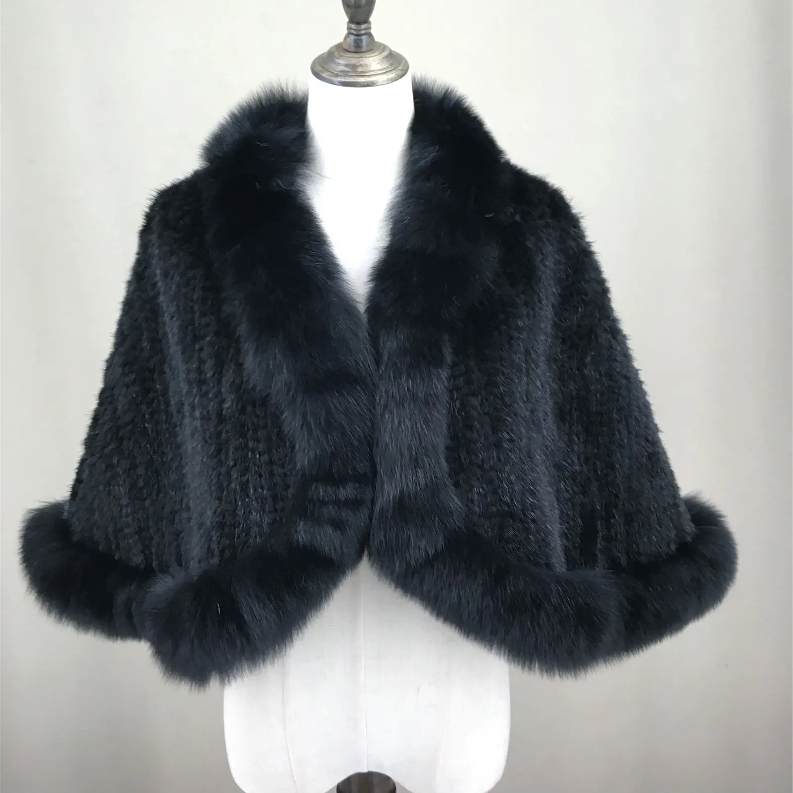 Naturtal Mink Fur Knitting Shawl With Fox Fur Front Trimming 2023 Luxurious For Party White Black Color Elegant Scarves B230813