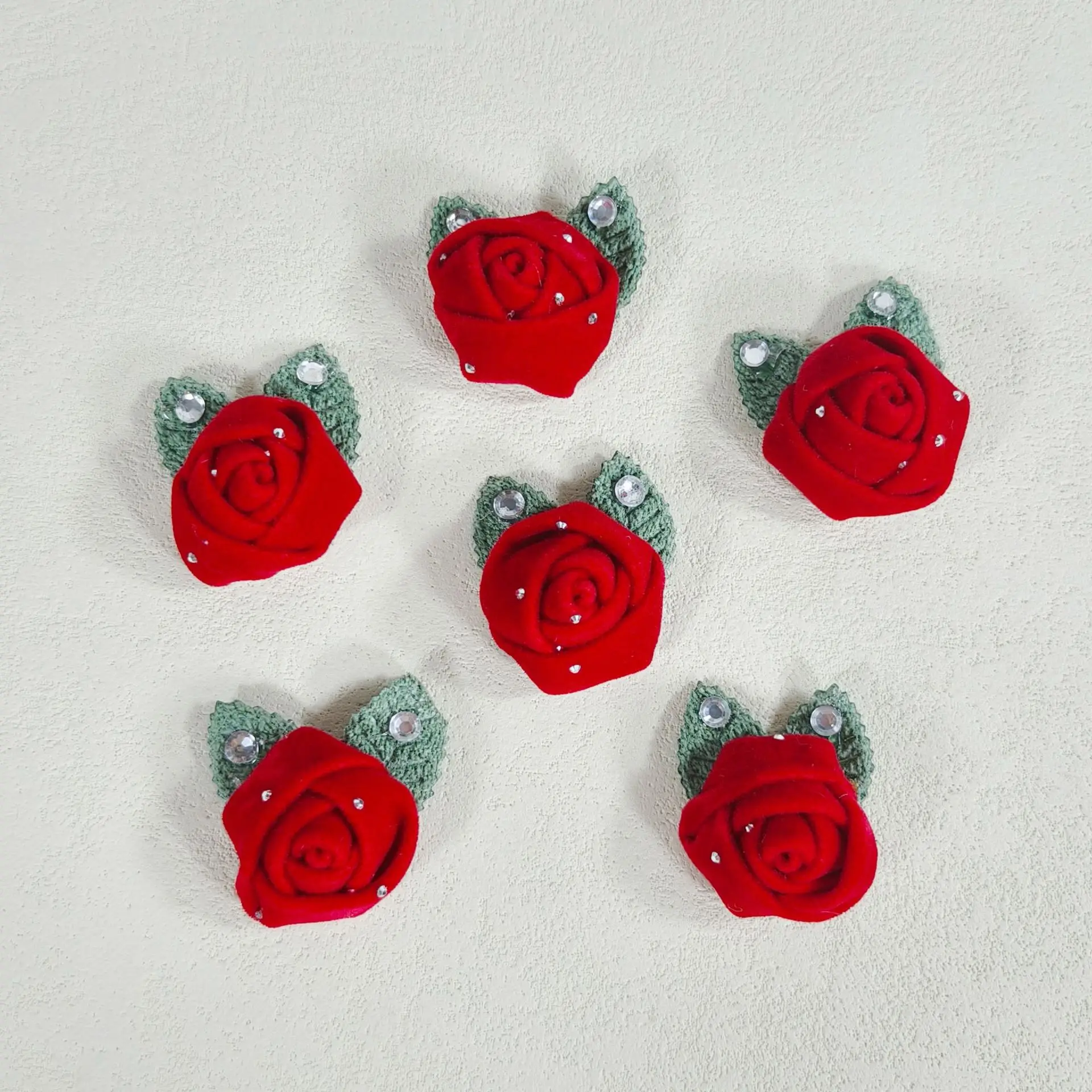 5PCS New retro red with diamonds rose with leaves jewellery accessories DIY hairpin dress brooch decorative accessories