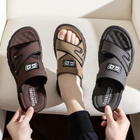 Sandales pour hommes chaussures de plage antidérapantes 2025 nouvel été polyvalent Anti-odeur double usage mode pour hommes imperméable Cool pantoufles 1