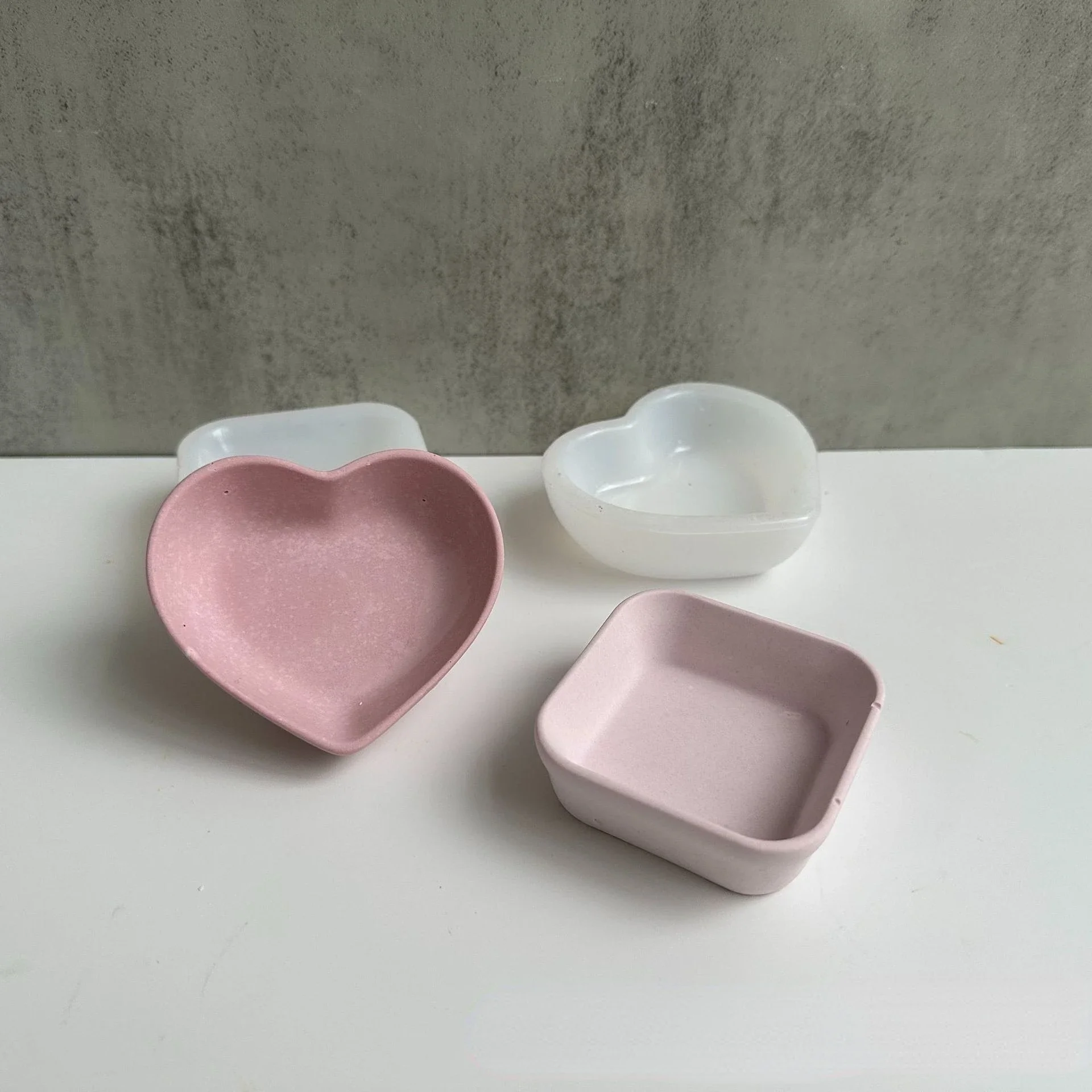 Silicone Mold Concrete Square Heart Shape Silicone Molds DIY Handmade Epoxy Resin Jewelry Storage Tray Molds Storage Box