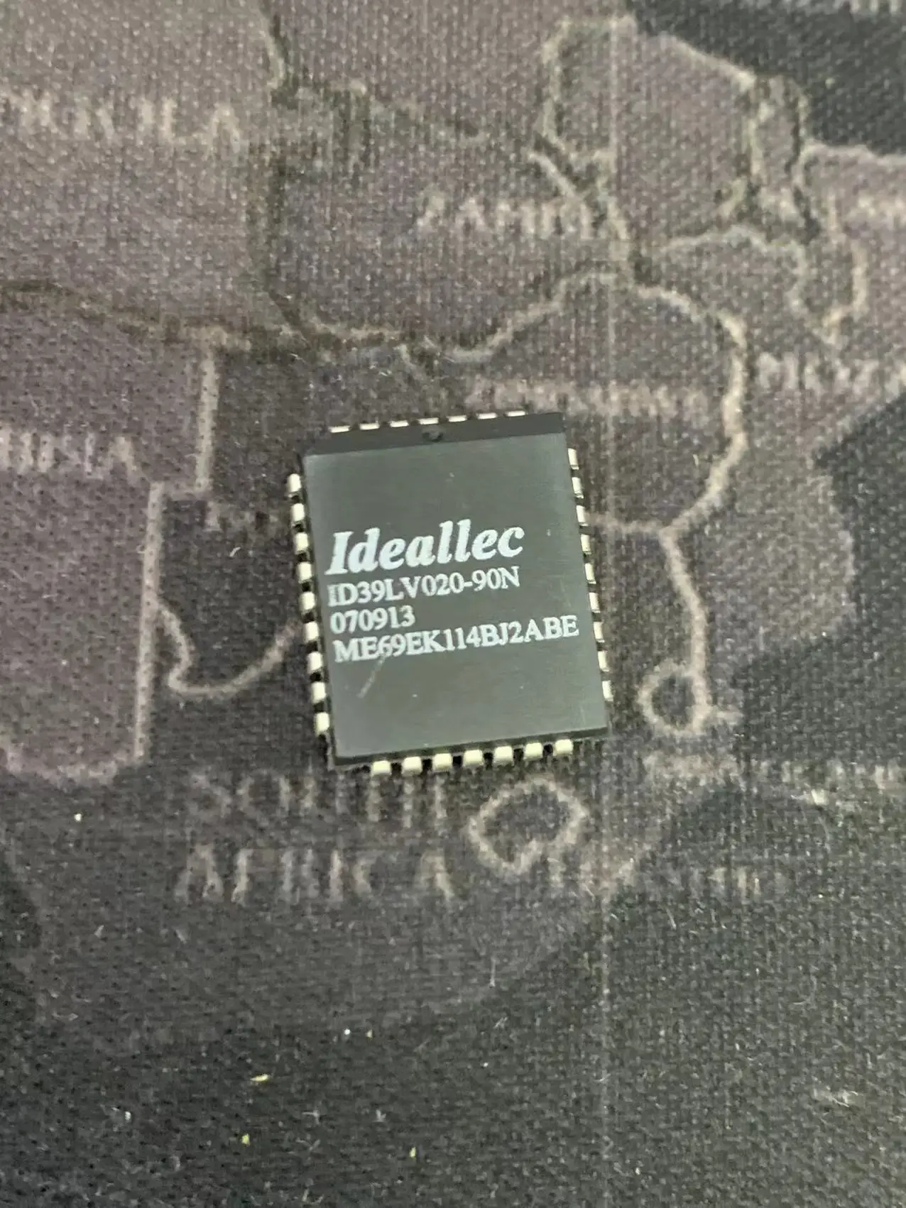 

ID39LV020-90N BOM matching / one-stop chip purchase original
