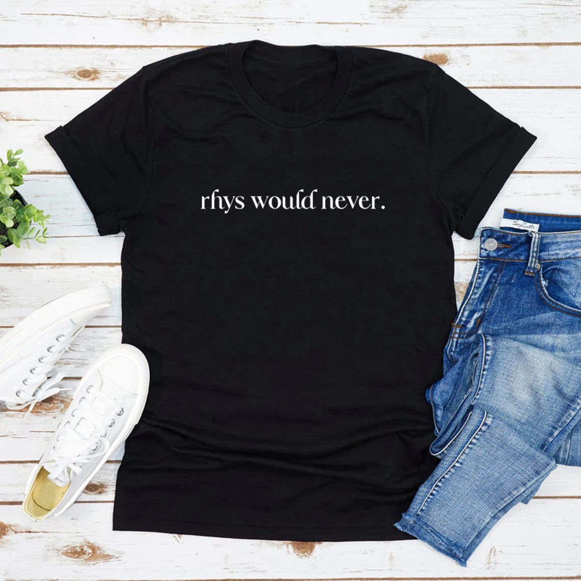 Фото Женская футболка с надписью «Rhys Never ACOTAR» №1