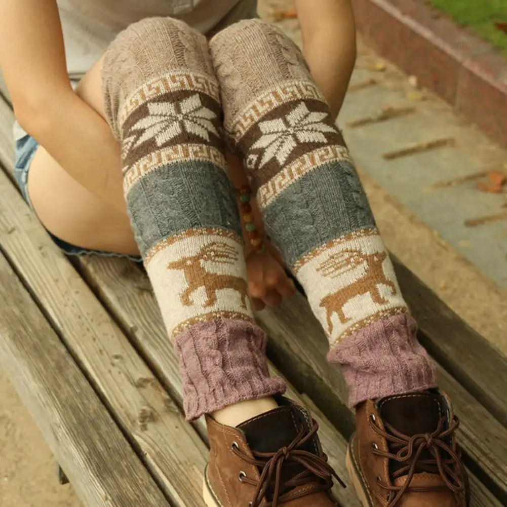 1 paio di modelli di fiocchi di neve di cervi di Natale all'uncinetto alta elasticità maglia stivali invernali al ginocchio calzini scaldamuscoli_voghion.com