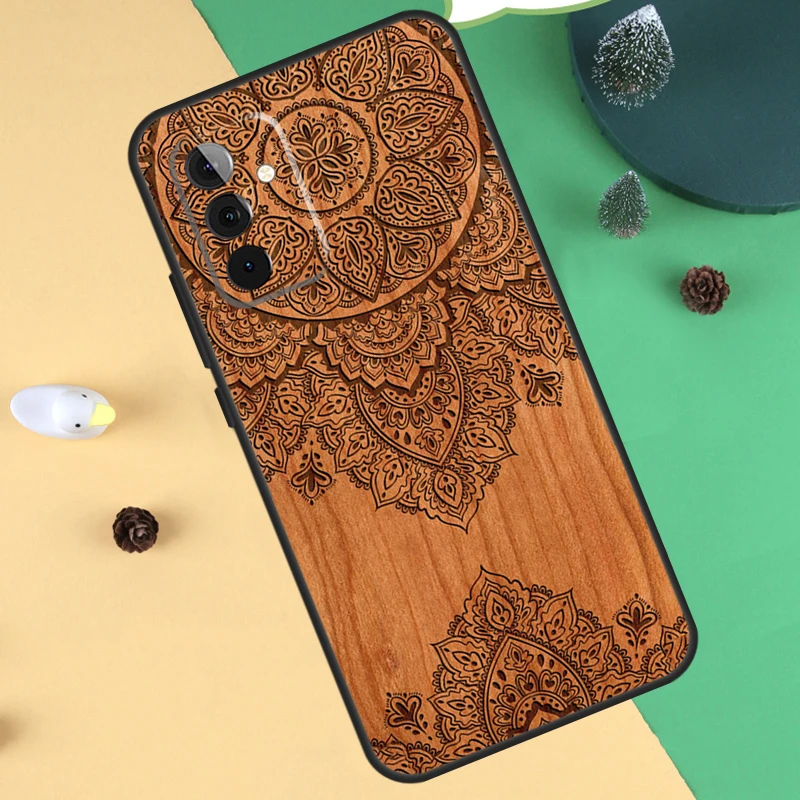 Elegant Mandala Floral Wood Phone Case Cover