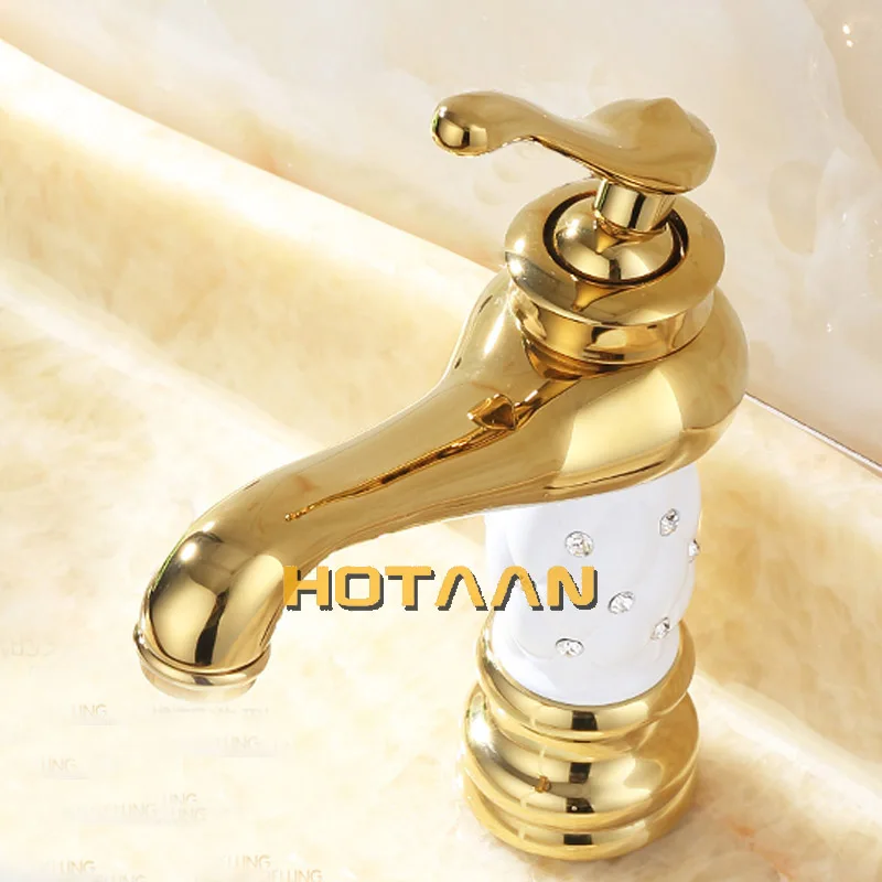 pia do banheiro, água fria e quente, misturador de alça única