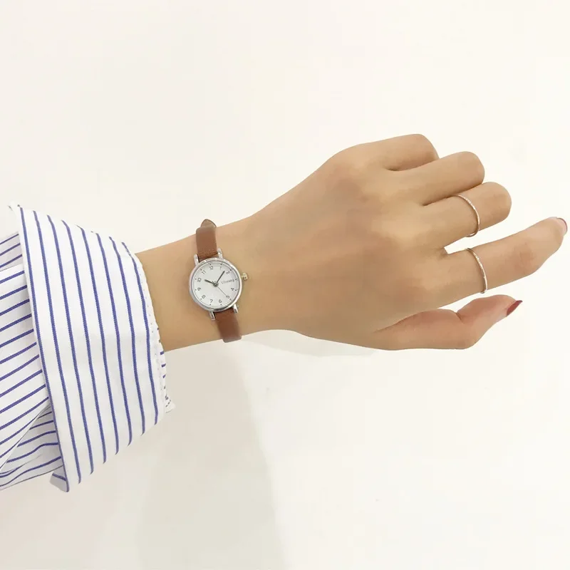 Fashion Hot Sales White Small Watches Brand Ladies Quartz Wristwatch Simple Retr Femme with Leather Band Clock 5