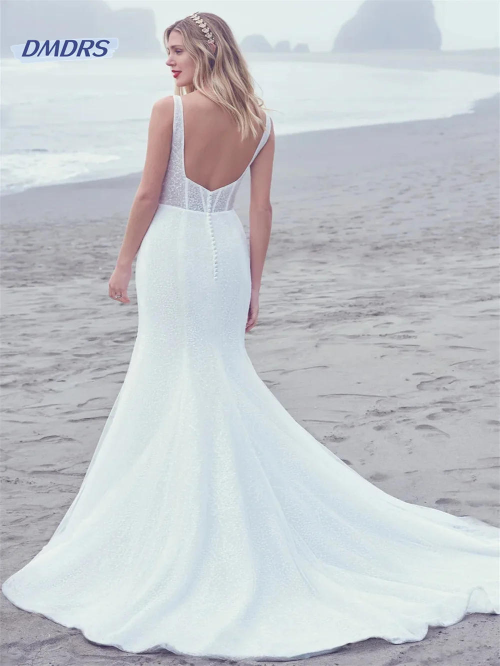 Рисунок 2 - Женское свадебное платье с юбкой годе