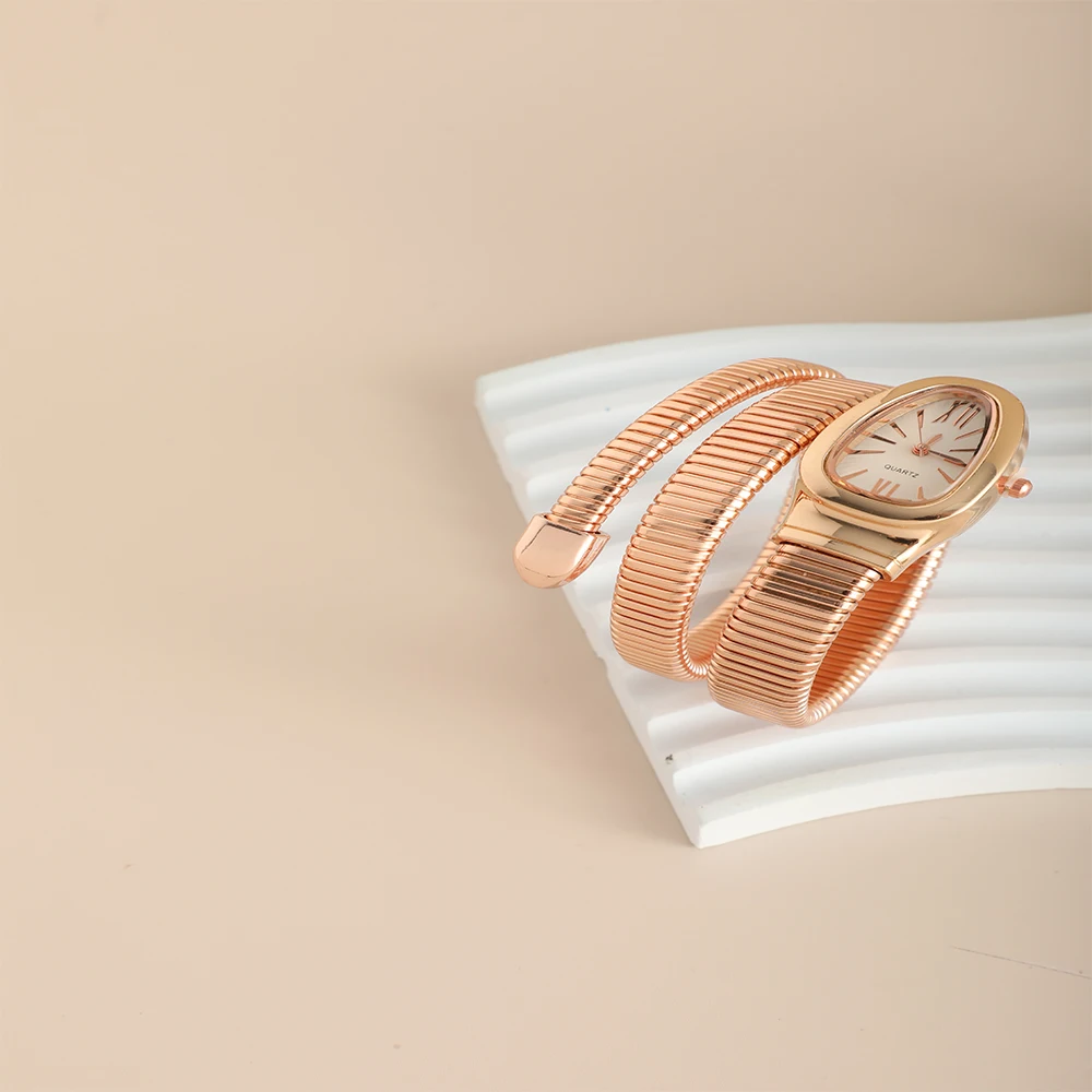 Fashionable full diamond temperament snake shaped diamond inlaid watch for women, versatile and personalized watch for women