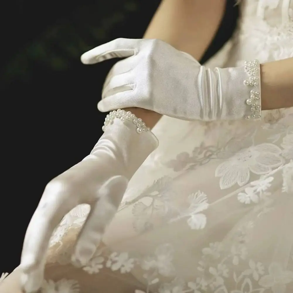 

1 Pair Short Glove White Satin Gloves Wedding Mesh Elegant Lace Gloves Women Thin Sweet Bow Knot Gloves Cosplay