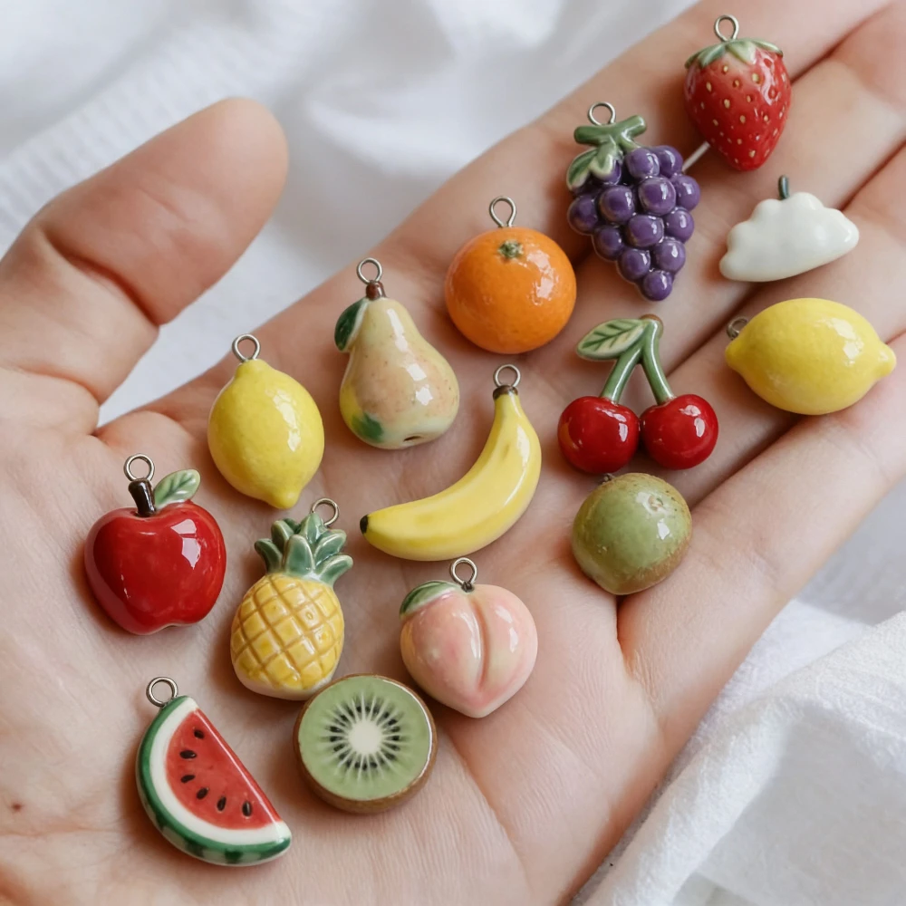 316 Edelstahl Wasserdichte Farbbeständige Beliebte DIY-Anhänger-Charms für Schmuck (Apfel, Banane, Traube)