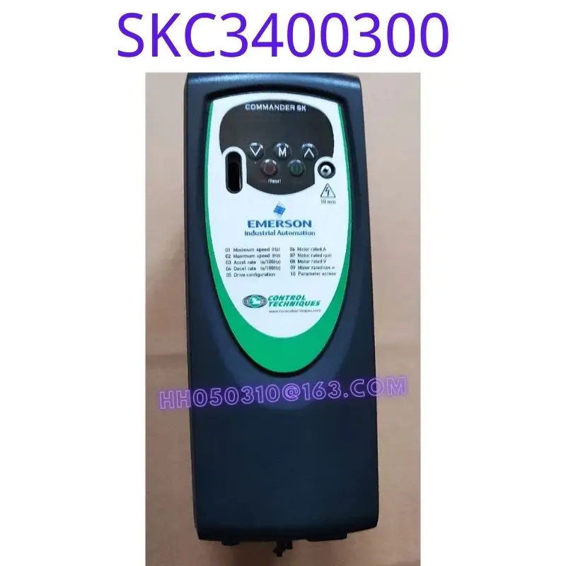 

Б/у преобразователь частоты SKC3400300, 3 кВт, 380 В, проверенный функционал, сохраненный внешний вид