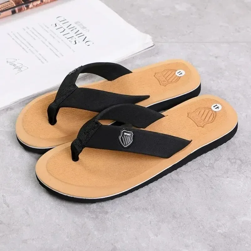 High Quality  Men Flip Flops Beach Sandals Non-Slip Casual Flat Shoes Slippers Indoor House Shoes For Men Outdoor Slides - 3