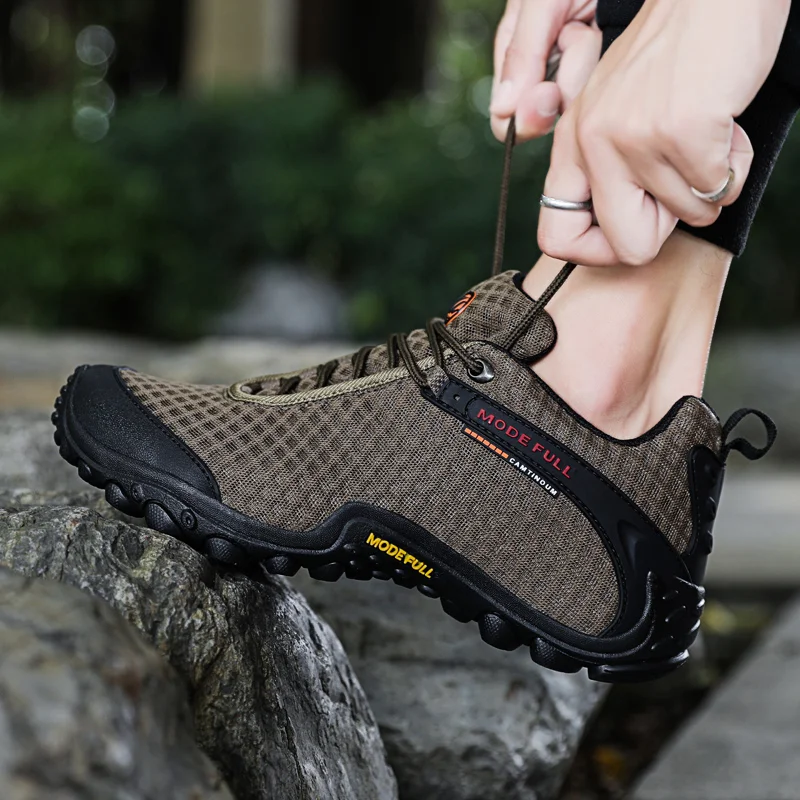 Waterproof And Antiskid Bottom Thickened Outdoor Sports Shoes Sports Hiking Breathable Mountaineering Shoes