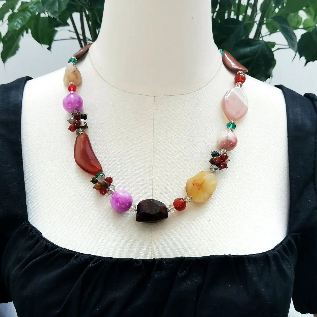 

Lii Ji Real Stone Mutil Color Women Necklace 63cm Agate Jasper Yellow Jade Crystal Necklace Stock Sale Jewelry