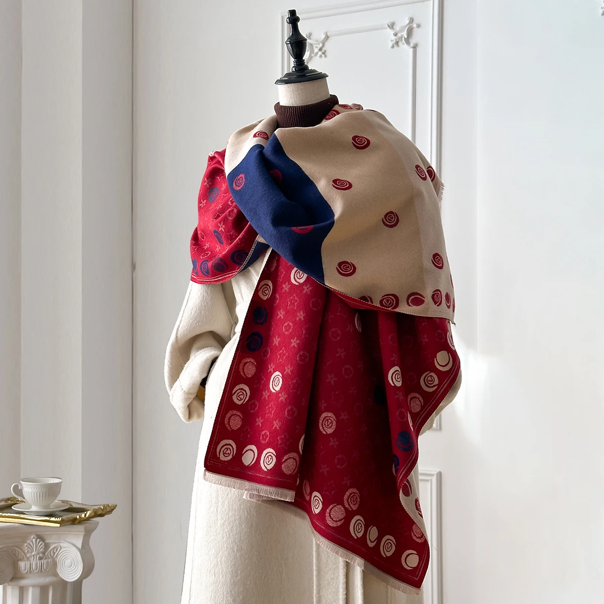 New 2025 Luxury Autumn and Winter Cashmere Print Scarf Women Warm Pashmina Poncho Scarves Fashion Shawl Thick Foulard Bufanda