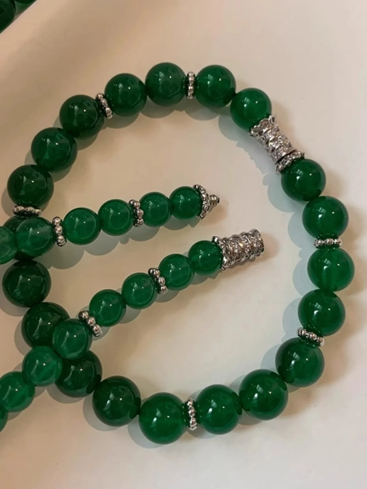 New Chinese Green Agate Chalcedony Beaded Bracelet Girls 2024 New Light Luxury Niche Exquisite String Bracelets