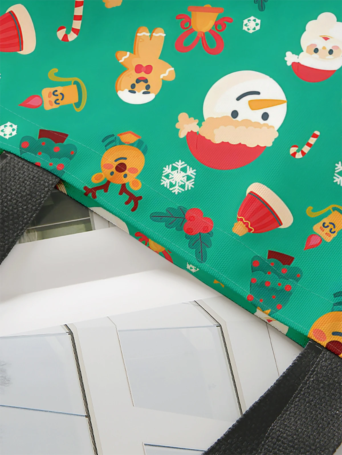 Christmas themed printed casual handbag, reusable fashionable backpack, multifunctional handbag, canvas shopping bag