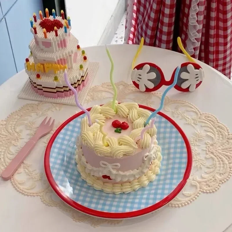 Romantic Twisted Spiral Birthday Candles Elegant Long Curved Cake Toppers for Valentine’s Day Anniversaries Dinner Decorations