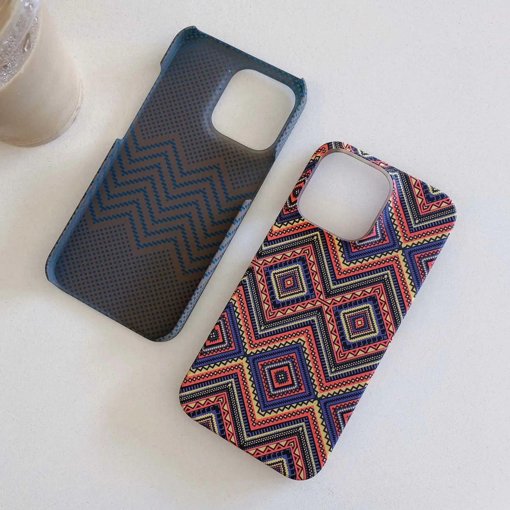 Sleek Carbon Fiber Kevlar-Style Rugged Matte Phone Case – Slim, Durable, Half-Wrapped Hard Cover