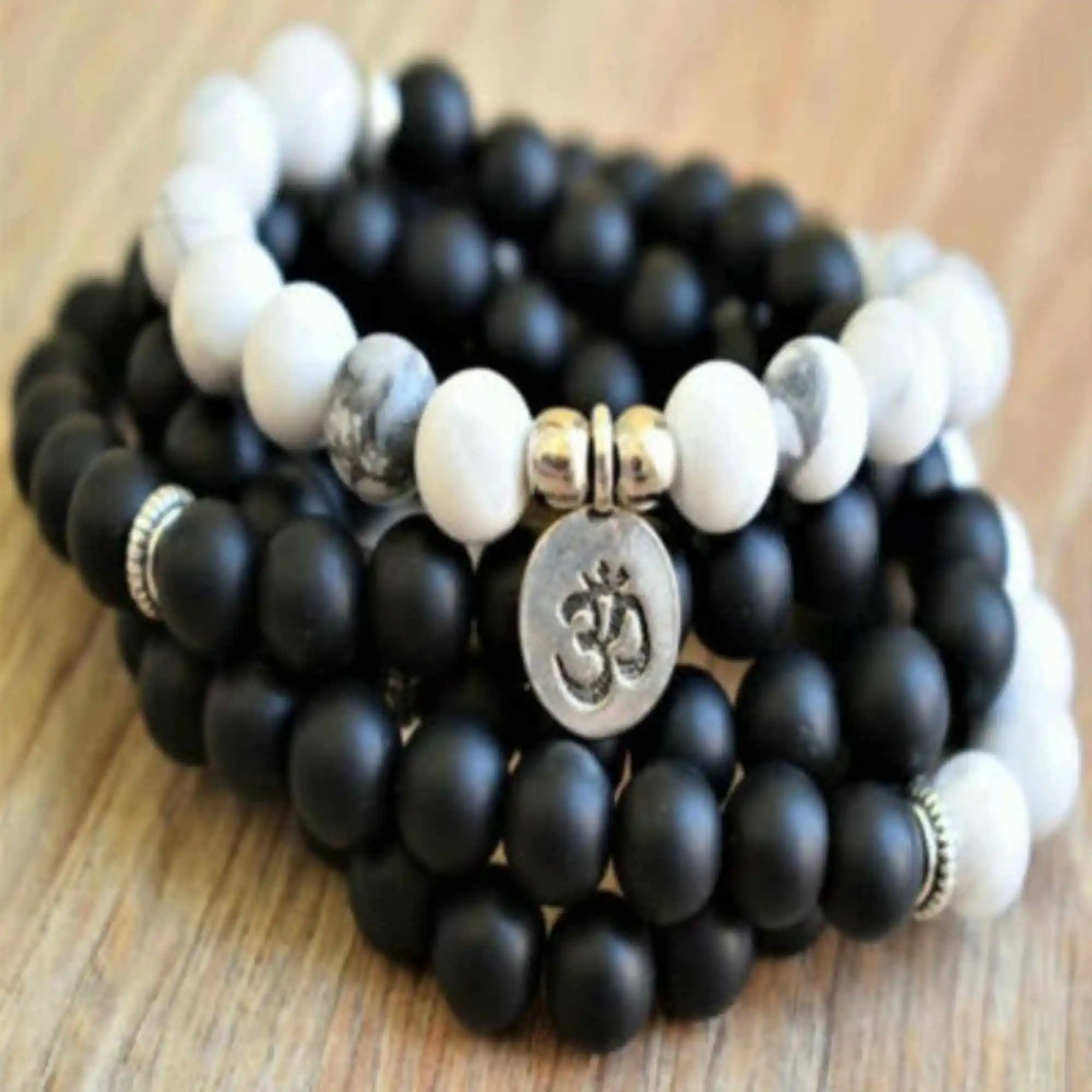 

8mm Natural 108 white turquoise Black Scrub agate beads necklace Wrap Japa Wear Teens Trendy Men's Mala Yoga