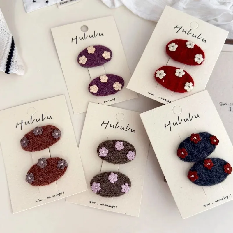 2pcs New Sweet Knitted Flower Children's Oval BB Clip Pair Hairpin Edge Clip Bangs Clip