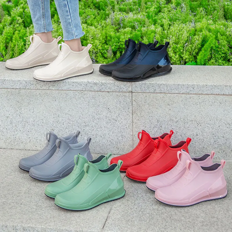 

Woman Rain Shoes Waterproof Rubber Boots Ladies Casual Slip-on Flats Rainboots Female Insulated Garden Galoshes Botas De Chuva