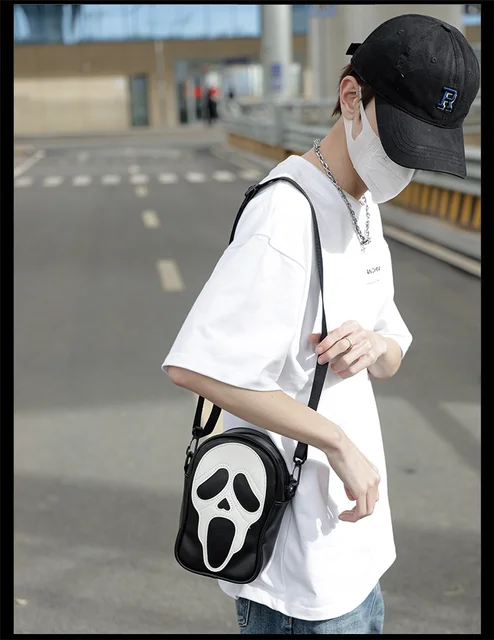 1/2Pcs Creative Ghost Bag Goth Gothic Bag Funny Unusual Bags Ghostfaced  Anime Shoulder Bag Ghost Faced Y2k Purse Crossbody