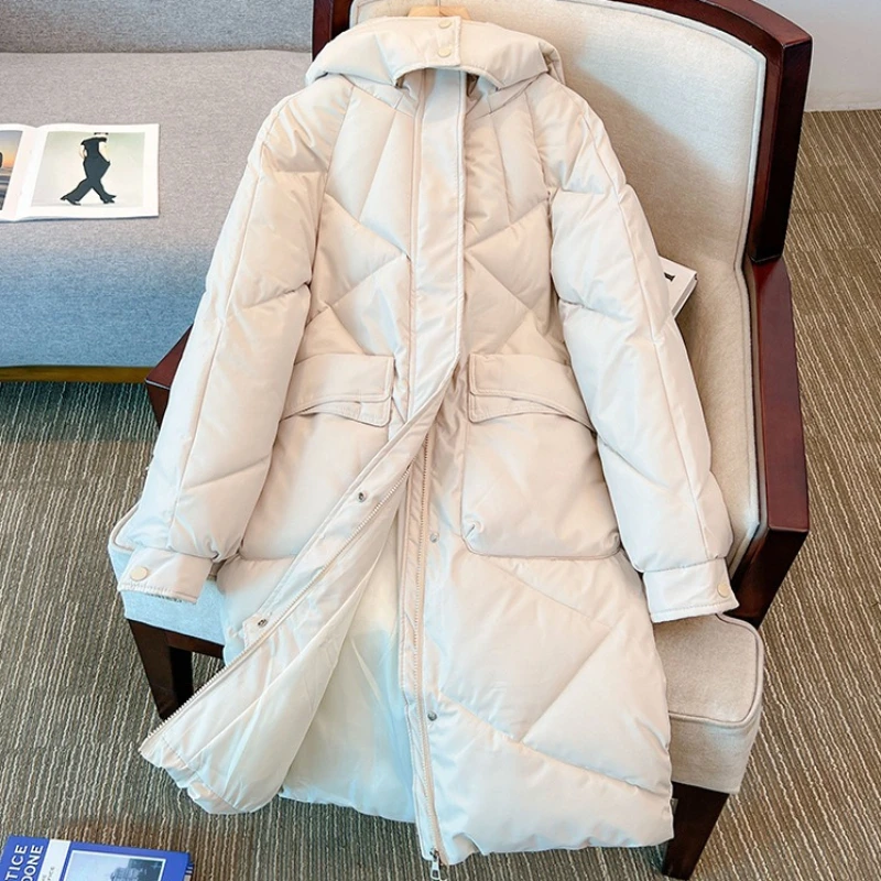 2023 New Women Cotton Coat Winter Jacket Female  Long Knee Length Loose Parkas Thicken Hooded Outwear Leisure Trend Overcoat 2023 new women white duck down jacket winter coat female extra long knee length parkas thicken loose outwear hooded overcoat