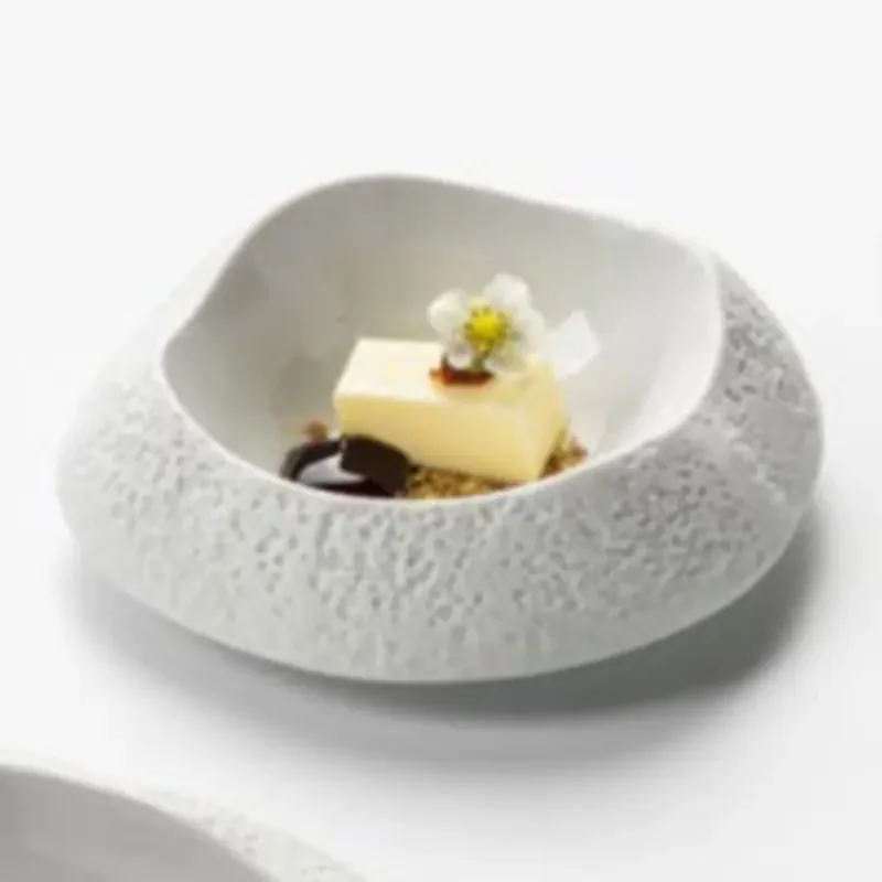 Ceramic Restaurant Front Dish Dish Creative Dessert Snack Plate French Commercial Western Food Plate Special-shaped