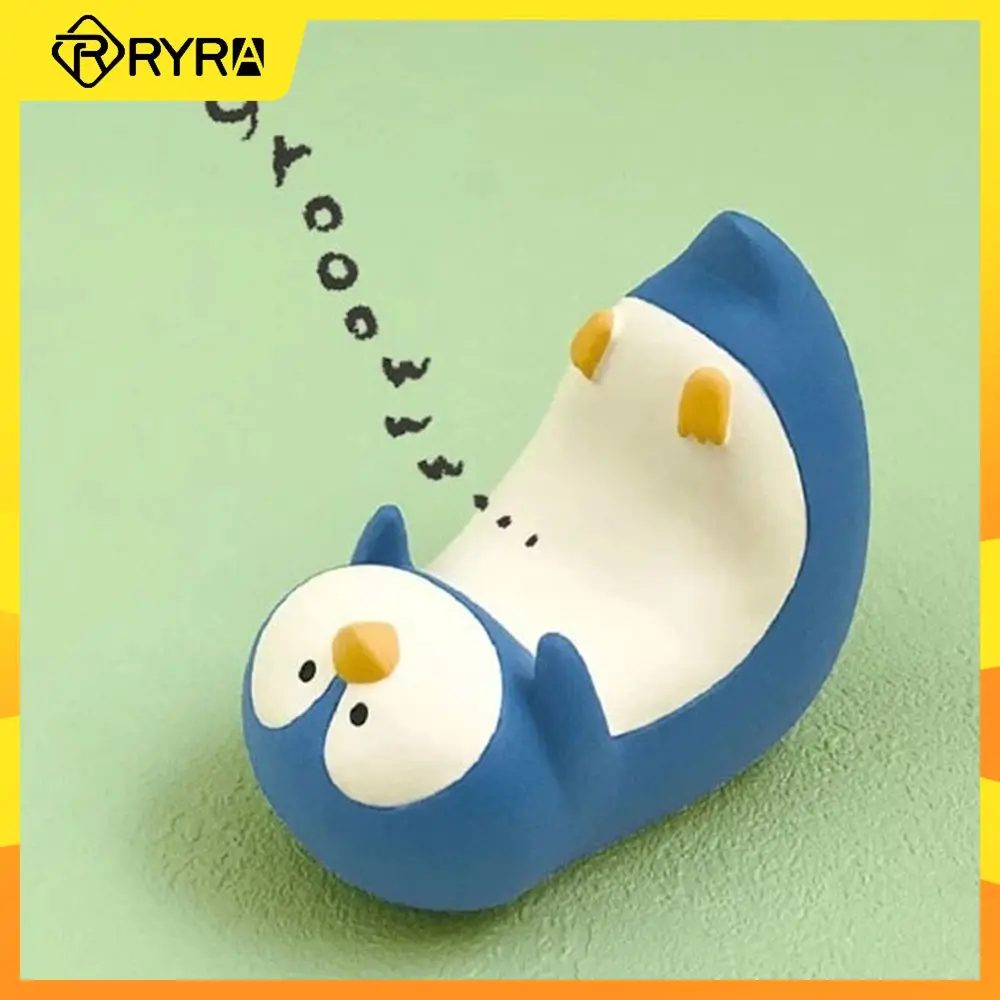 

RYRA Desktop Lazy Phone Stand Cute Dolphin Shape Mobile Phone Holder Penguin Shape Design Desktop Phone Stand Office Decoration