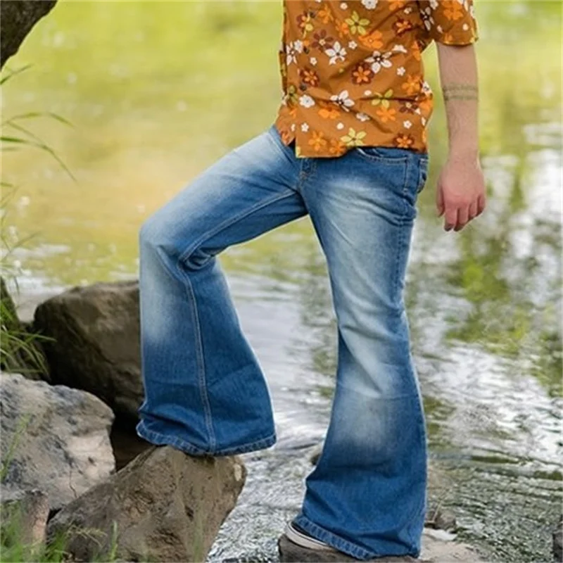 Рисунок 6 - Мужские джинсы-клеш в стиле панк