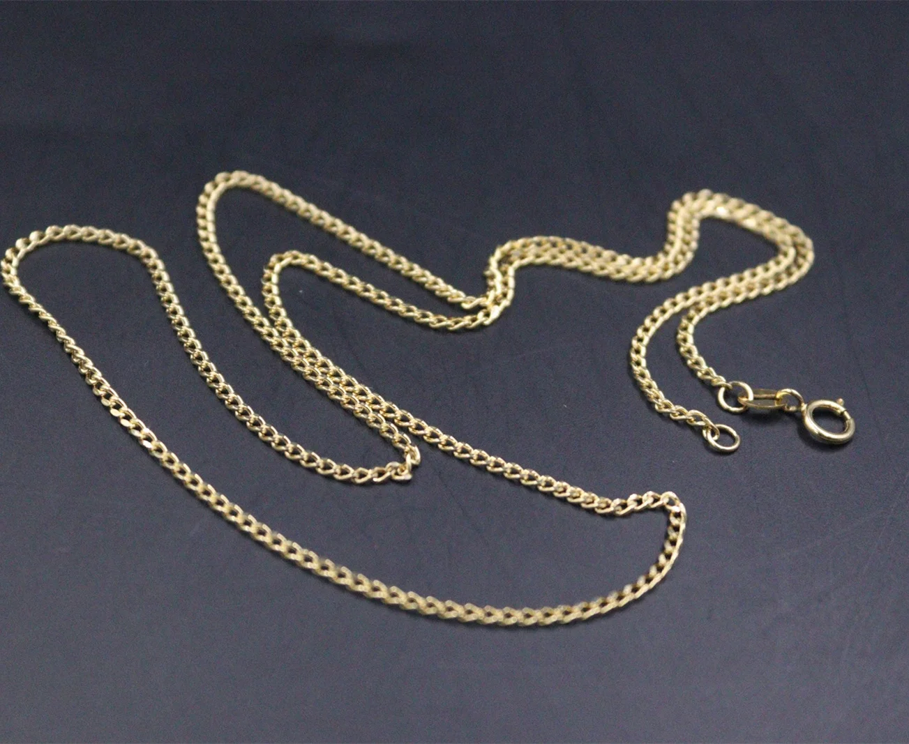 

Pure Au750 18K Yellow Gold Chain Women Curb Link Necklace 2.1-2.3g 20in L
