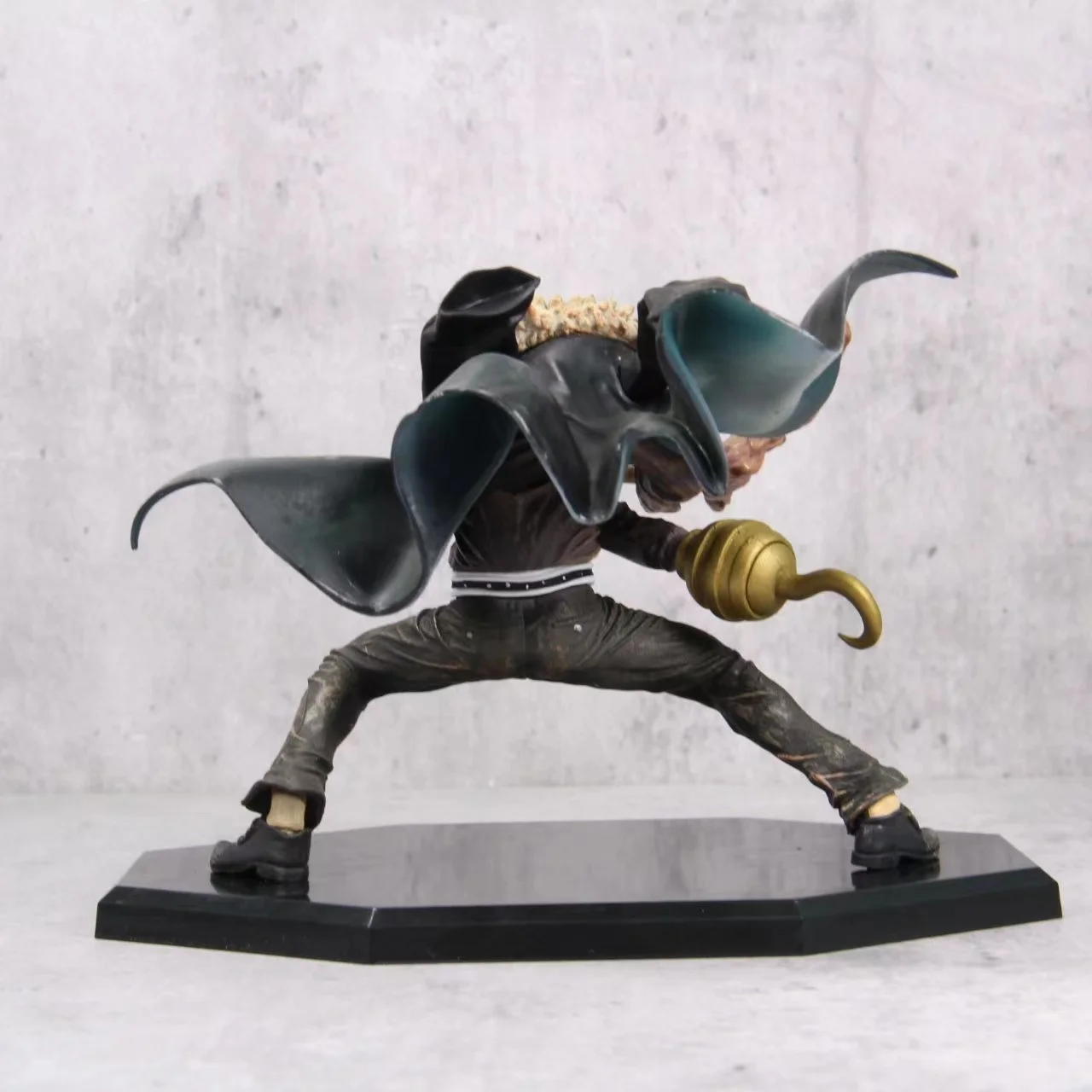 Figurita One Piece Cocodrilo