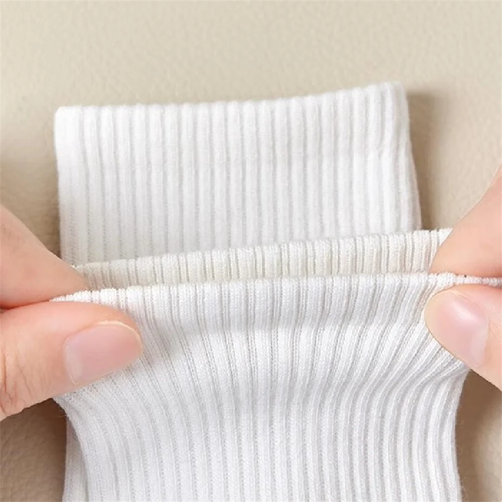 10/20 Pairs New Top Quality Black White Cotton Socks Sweat-absorbing Mid Tube Sports Socks Breathable Women Male Middle Socks 2 S3ff90460868a40379b51441581a8755c1