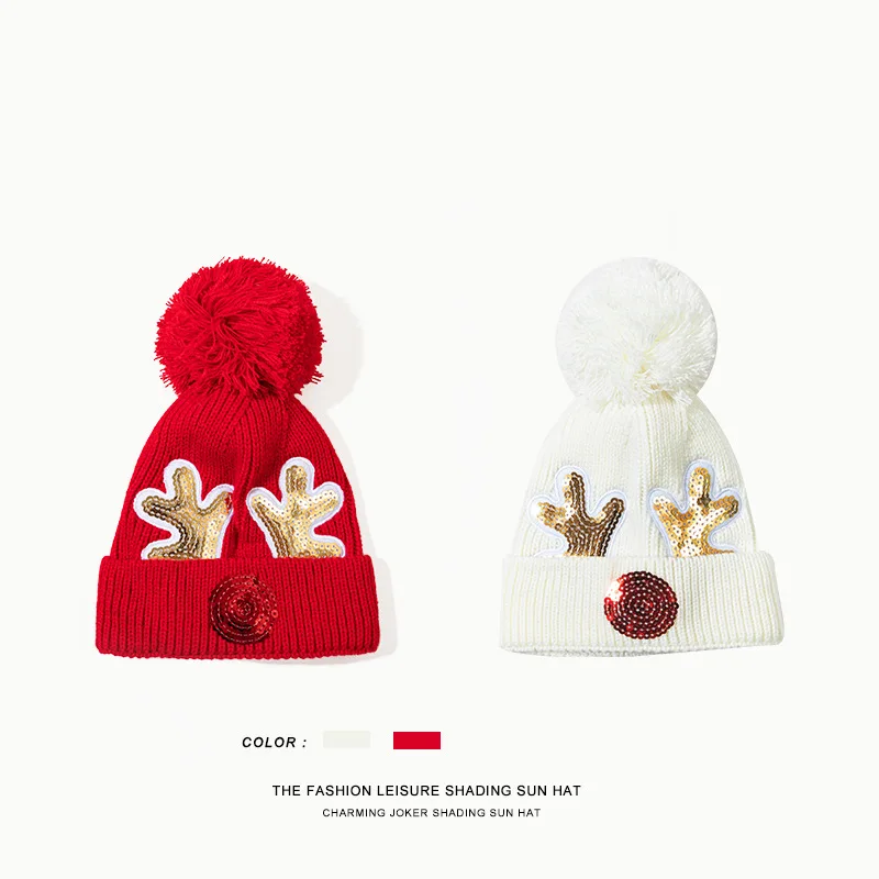 Рисунок 3 - Детская вязаная шапка с помпоном