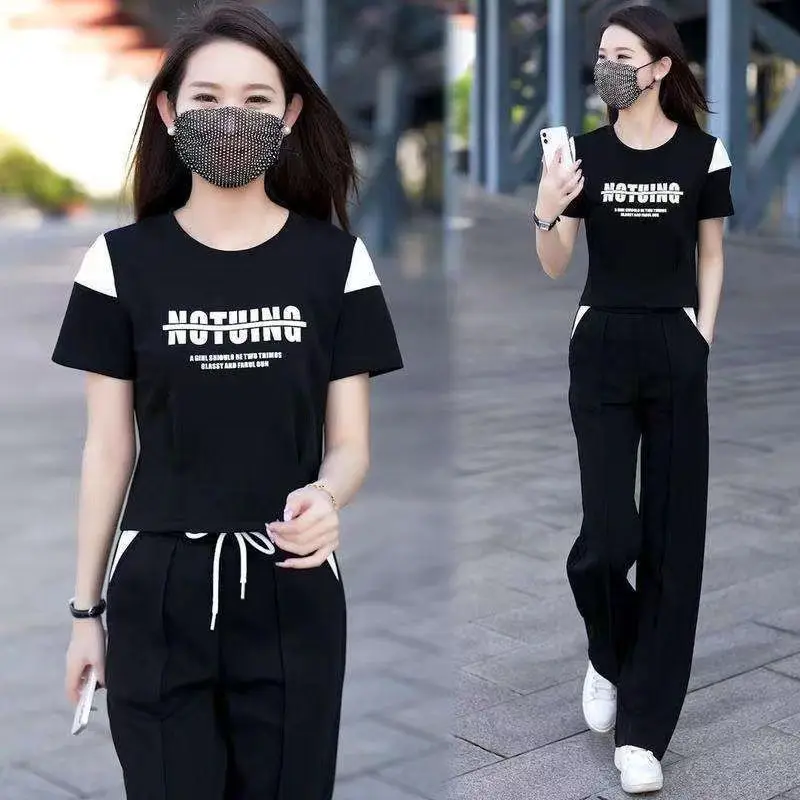 Leisure Sportswear Set for Women's Summer New Fashionable Temperament, Reducing Age and Slimming Two-piece Set