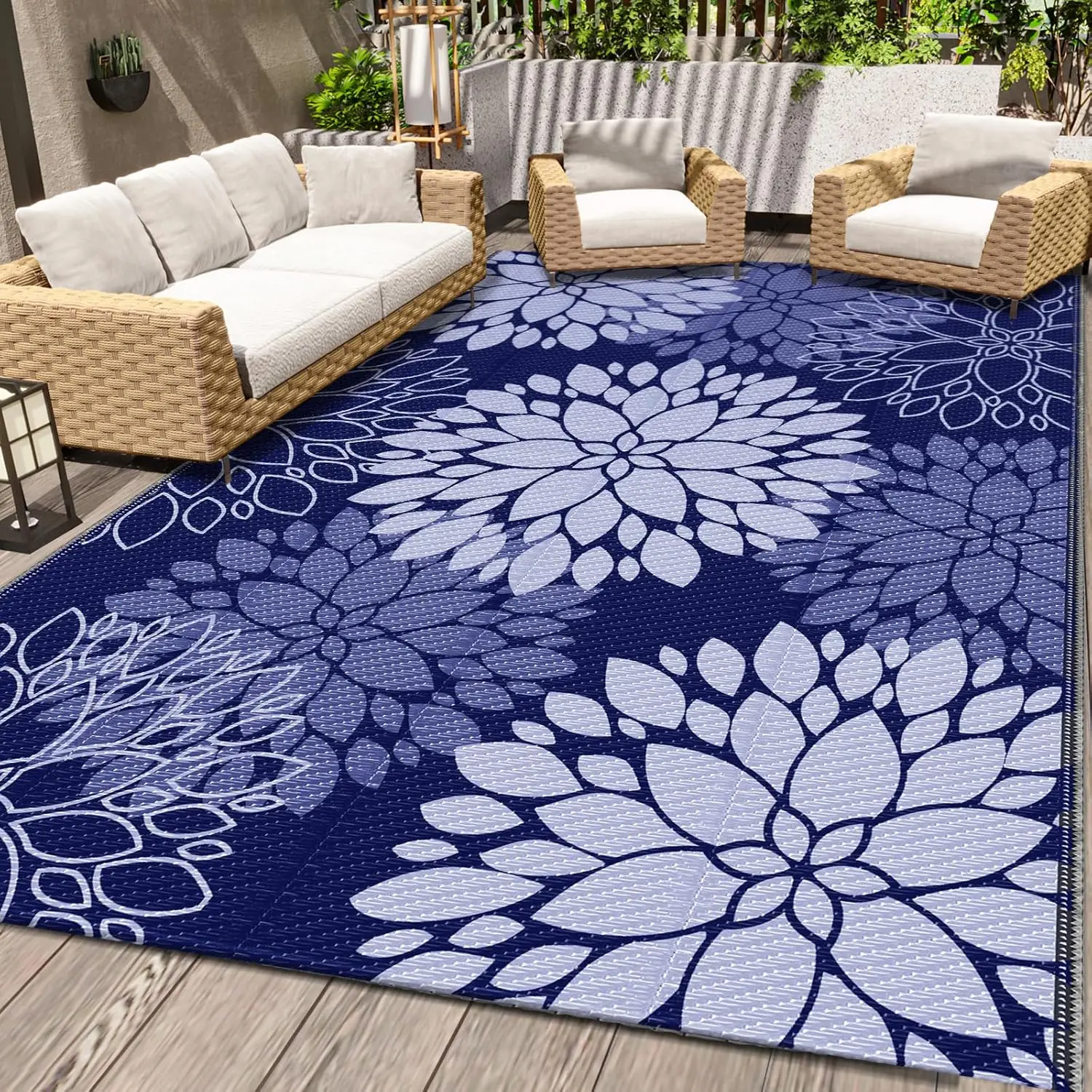 Reversible Outdoor Straw Rug 1