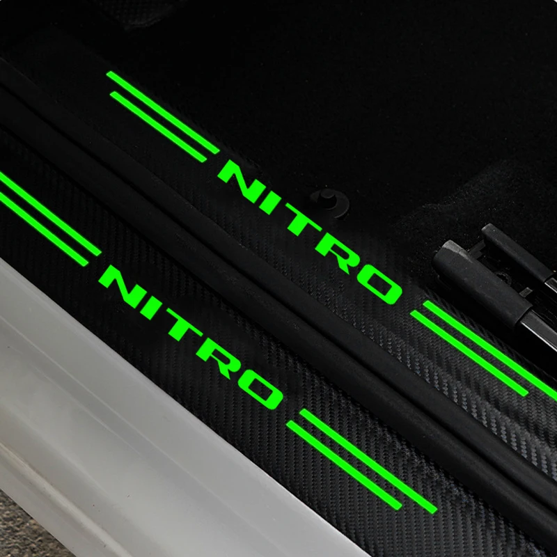 Luminoso Car Door Soglia Davanzale Piastra Protettiva Posteriore Tronco Paraurti Adesivo Per Dodge Nitro Logo Caravan Challenger Accessori