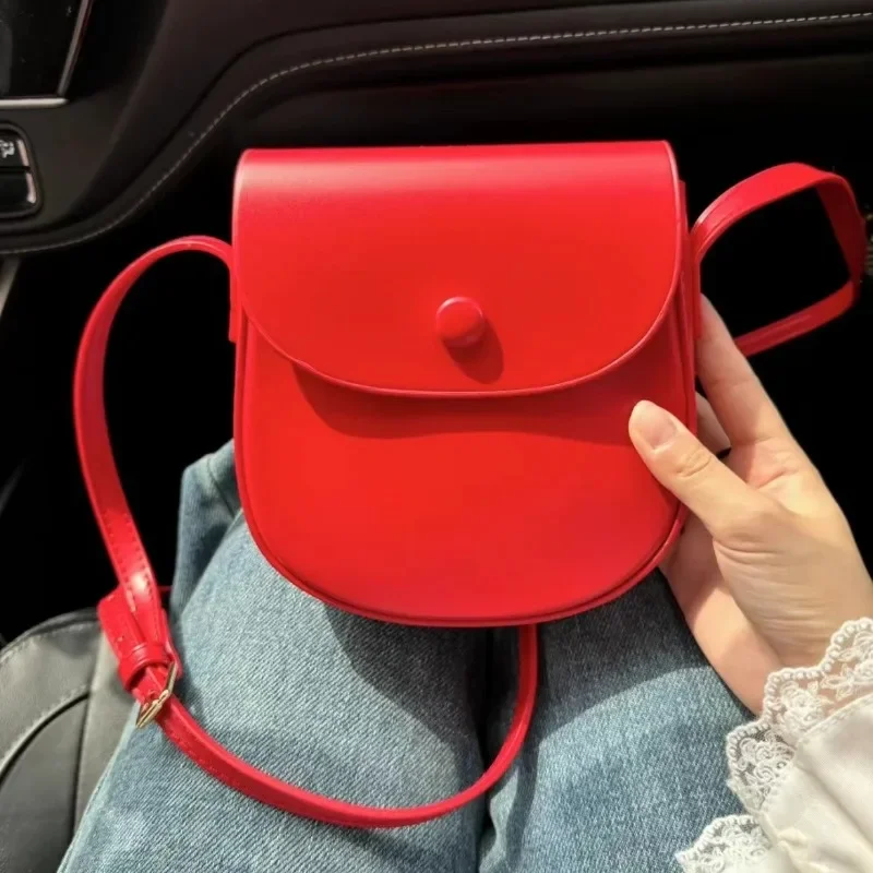 

Fashionable Women's Mini Crossbody Bag Wide Shoulder Strap Square Bags Solid Color PU Leather Handbag Female Daily Commuter Pack