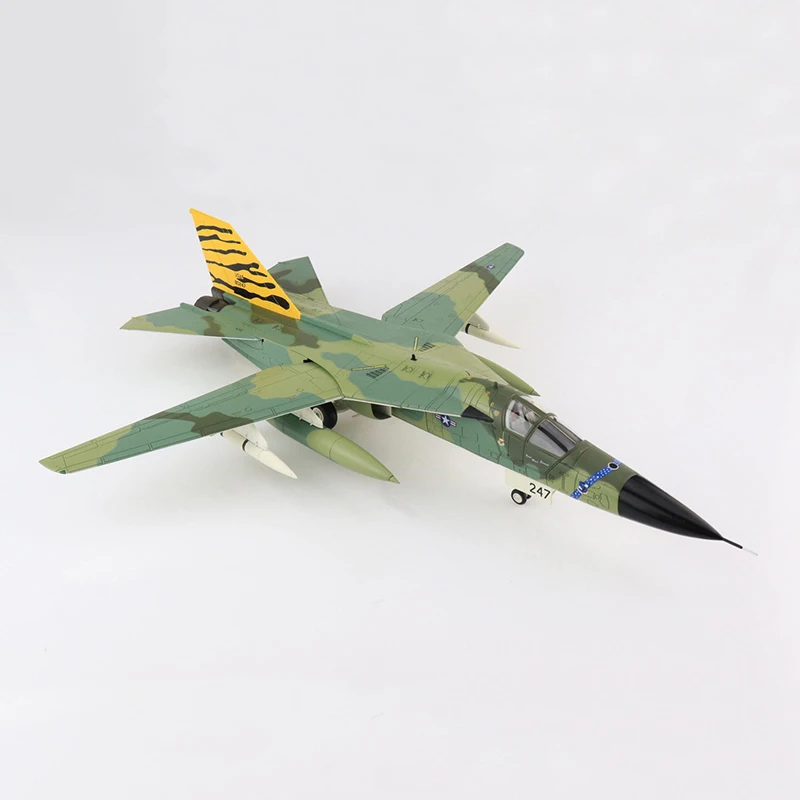 

1/72 Scale Model HA3029 United States F-111A Fighter-bomber Air Force Aircraft Adult Fan Collection Souvenir Gifts Fans Display