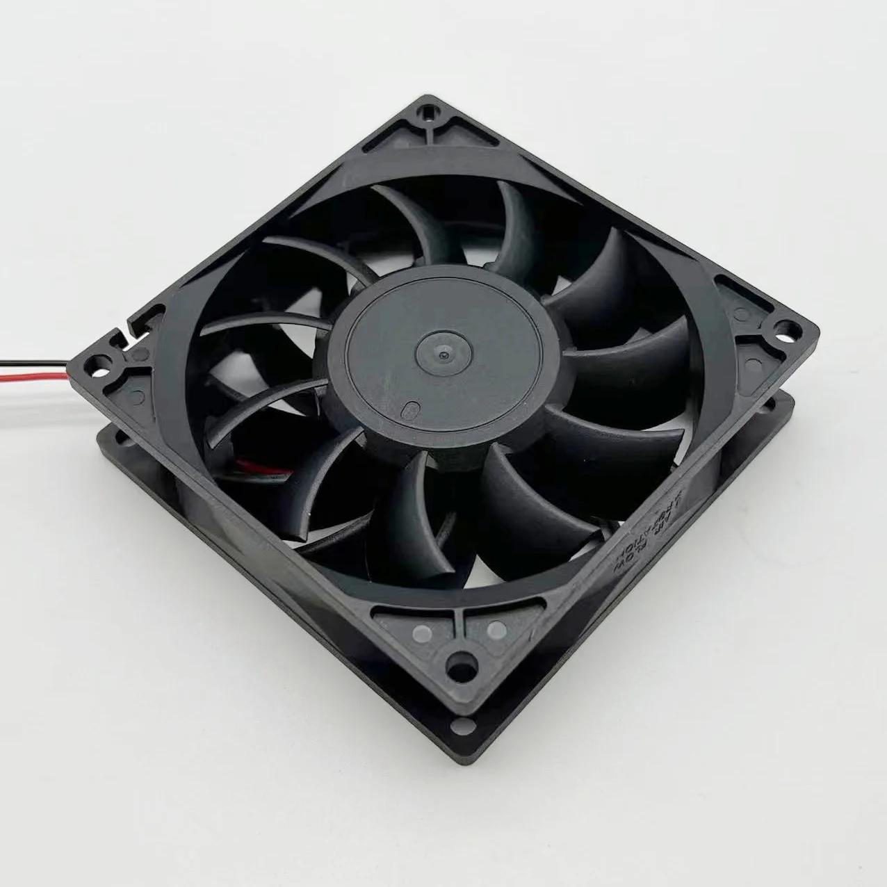 Ventilador de Refrigeração Eletrônico do Servidor do Delta Fios T6tg cc 24v 0.36a 90x90x25 mm Ffb0924hh - Imagem 2