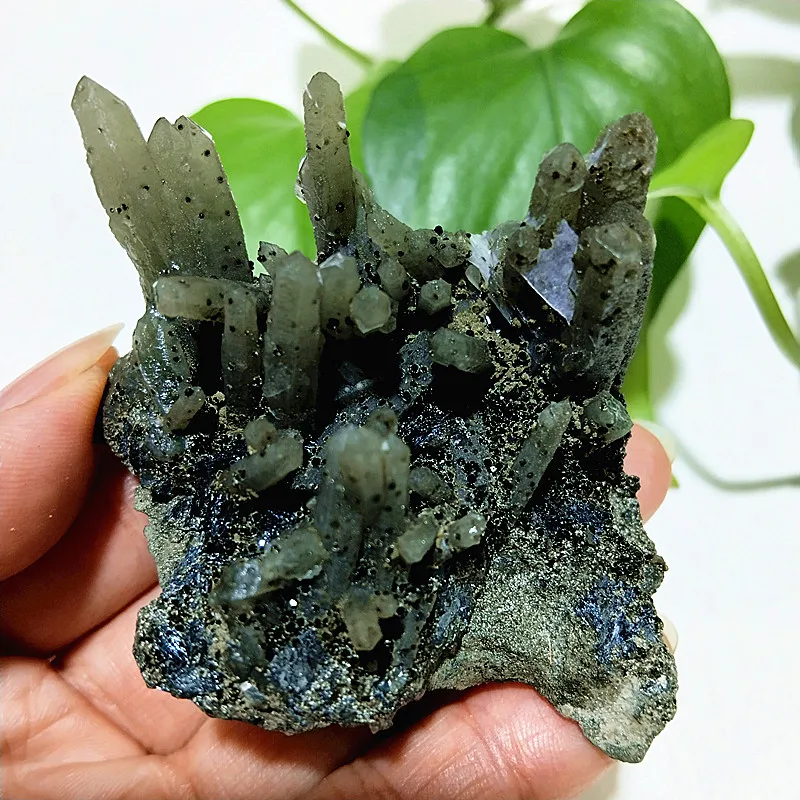 Natural Stones Epidote Crystal Cluster Tower Symbiosis Specimen Feng Shui Crystal Witchcraft Energy curative Room Decoration 6