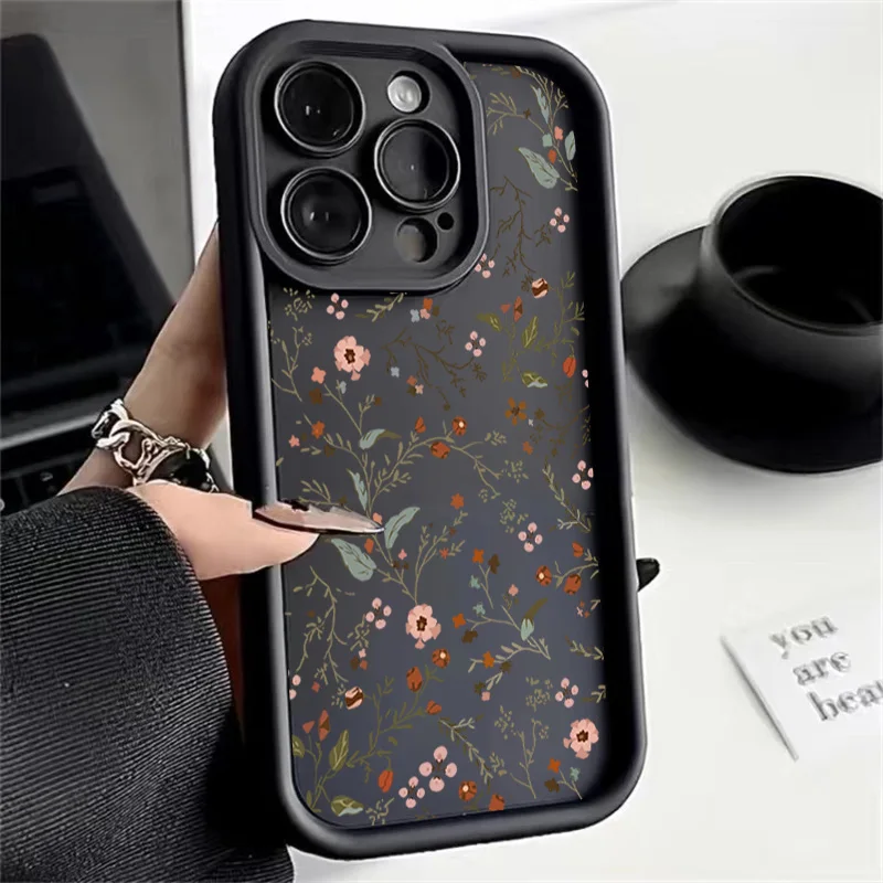Floral Leaf Pattern Phone Case - Elegant Protective Cover