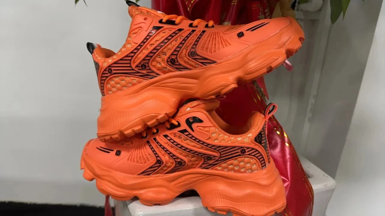 Men's New 2024 Summer Breathable Platform Height Increasing Leisure Mesh Versatile Fashion Sports Fashion Dad Shoes