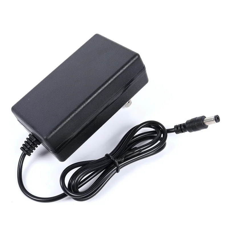21V 2A 18650 Lithium Battery Charger 18V Li-ion Battery Polymer Smart Charger 18650 Pack DC5.5mm x 2.1mm EU/US/UK/AU charger adapter battery charger power supply adapter fast charger battery charger adapter