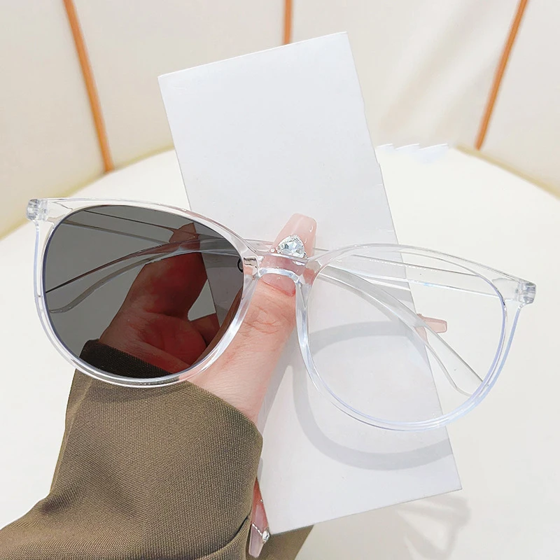 2024 Intelligent Photochromic Reading Glasses Large Anti Blue Light Far Sight Eyeglasses Women Men Outdoor Presbyopia Glasses 5