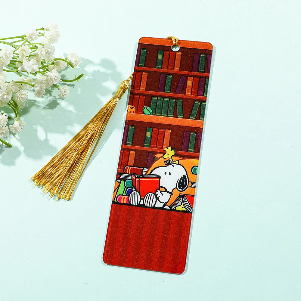 Acrylic Bookmark Index Tabs Bookmark Page Holder Cartoon Pattern Snoopy Bookmarks-Cute Acrylic Tassel Snoopy Bookmarks Fan Page Tags Birthday and Christmas Gifts