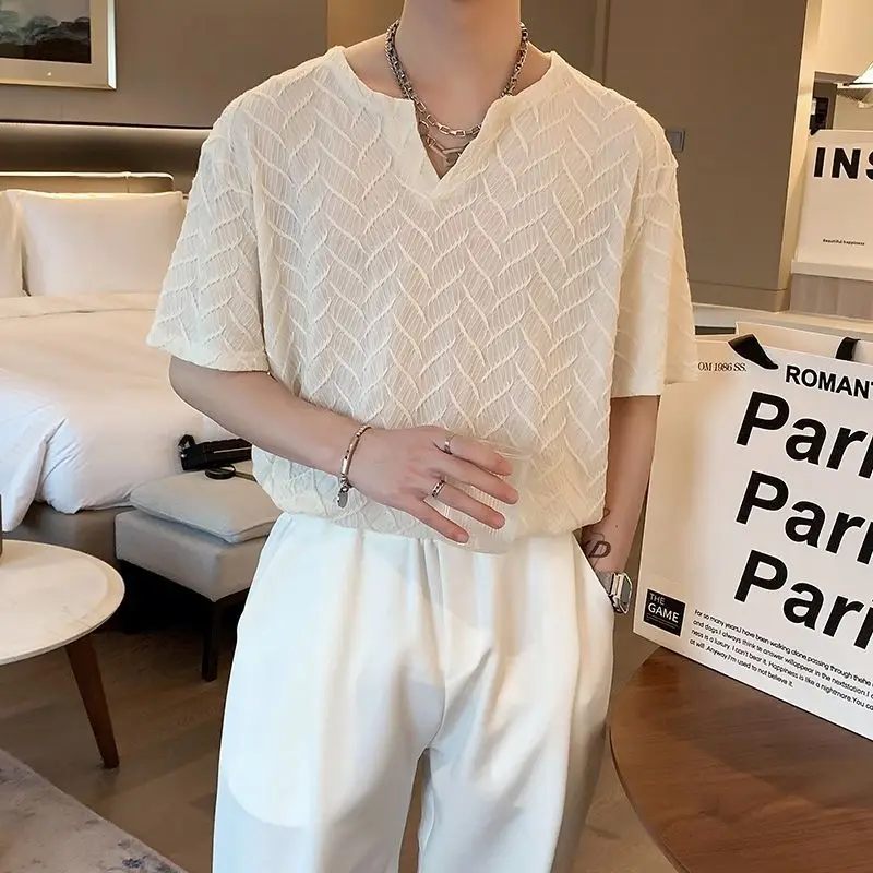 

Ice Silk V Neck 3d Texture Short Sleeve Men Oversized Sweatshirt Fashion Drape Pleated Harajuku Casual 2022 High Street Clothing