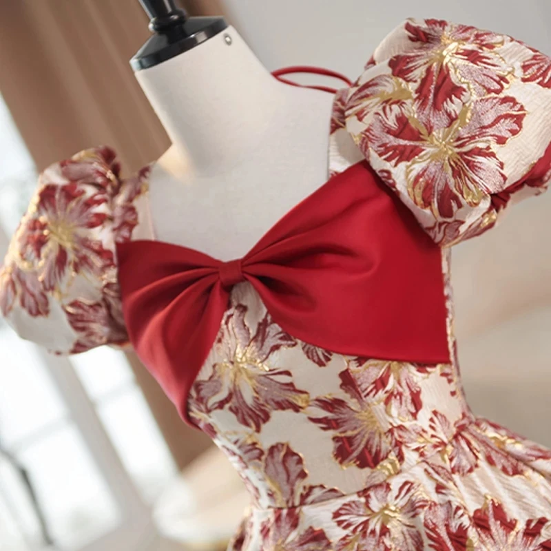 Evening Dress Red Embroidery Satin Floor Length Short Sleeves Square Collar Lace Up Plus Size Women Party Dresses Customized
